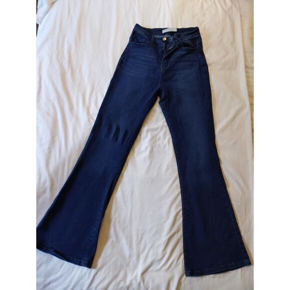KanCan Size 27 Signature Kurvy Ultra High Rise Flare Jean - Picture 1 of 8